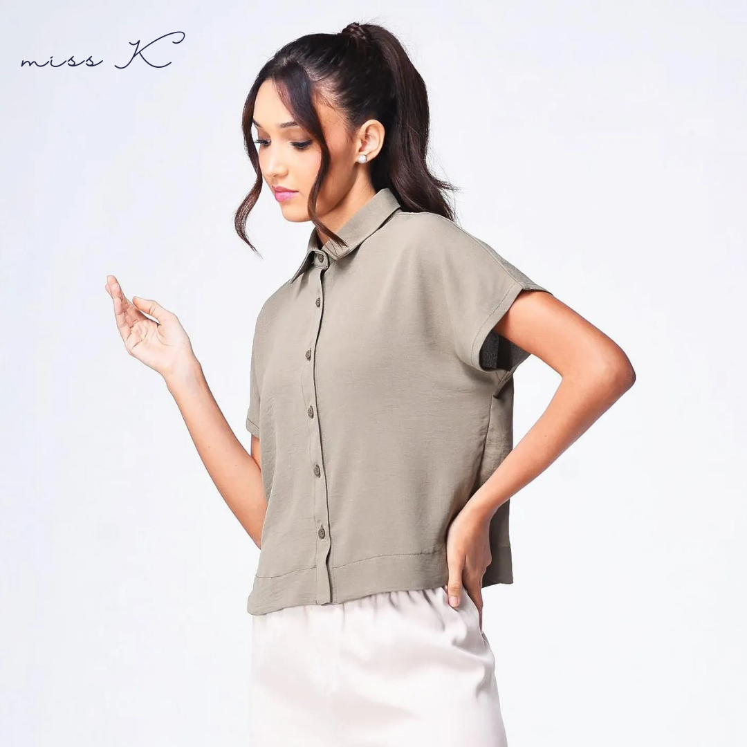 Skylar Button Up - Extended Sleeve Polo Blouse